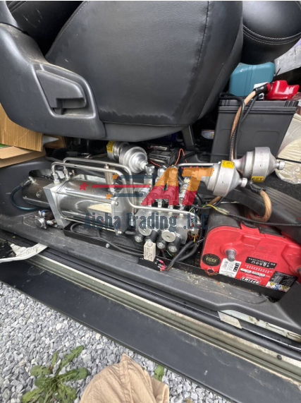 2017 Toyota Hiace Zaku Hydro Suspension
